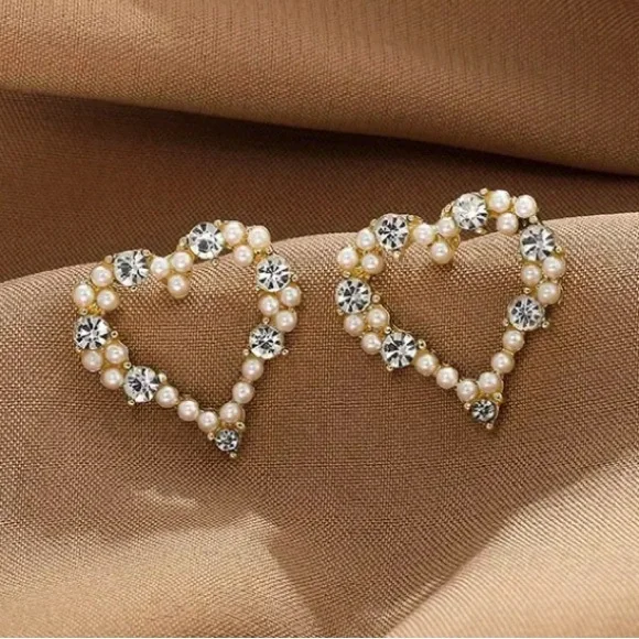 Pearl & Diamond Heart Gold Toned Stud Earrings - Picture 1 of 4